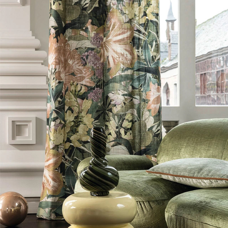 Sea of Blossoms – floraler Design Vorhang nach Maß auf schwerer Leinen-Viskose-Qualität Hibiskus und Lilien