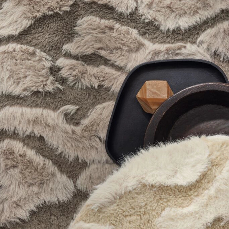 Pony – moderner Fellteppich nach Maß mit gescheckter Fellmusterung ausgefallenes Design Beige-Sand oder Sand-Braun
