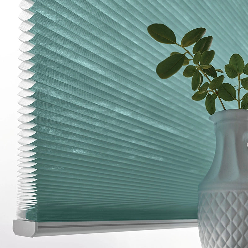 Unix – blickdichtes Duette® Wabenplissee Design nach Maß dezente Struktur in 13 Farben